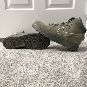 Nike Air Force 1 High 07 Lv8 Green Suede Sneaker Mens 11.5